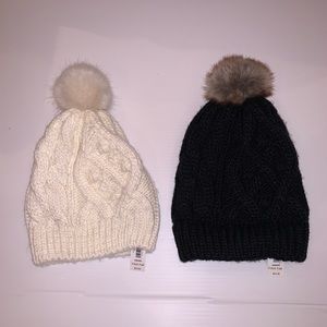 Gap cable-knit beanies with faux fur pom pom (2)